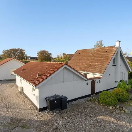 Hethin - 100m From The Sea By Interhome Hadsund